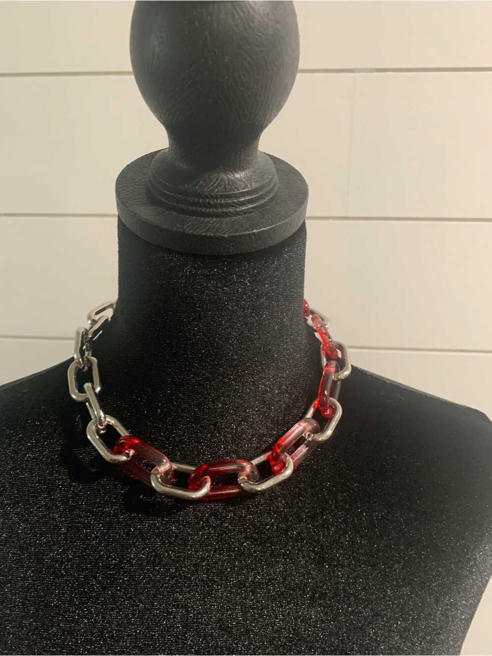 House of Harlow 1960 Red and Silver Resin Chain Necklace